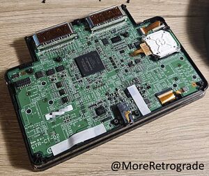 The inside of the CTR-001(-02) Handheld